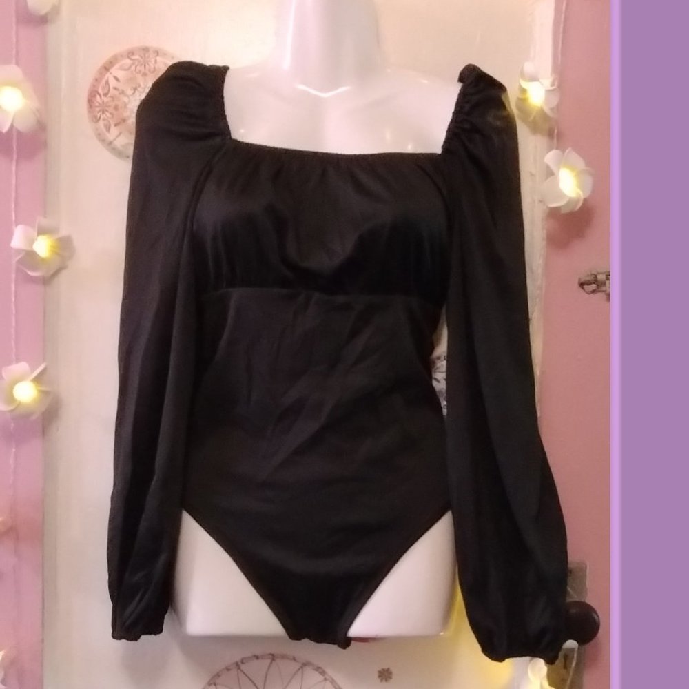 On/Off Shoulder (M) Bodysuit
